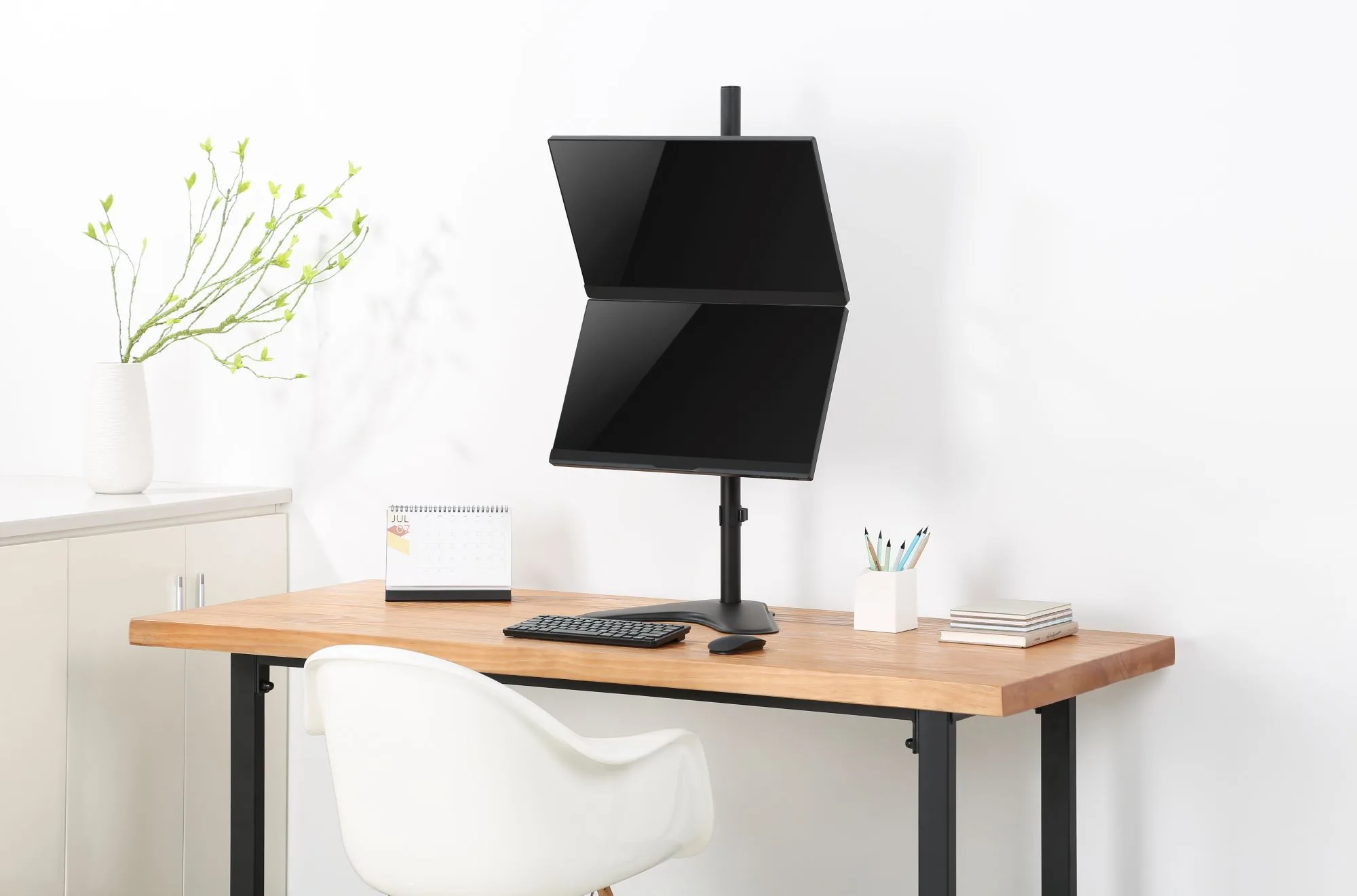 Soporte con Base Vertical para 2 Monitores  13" ~ 32"  16kg  sbrm722  Brasforma